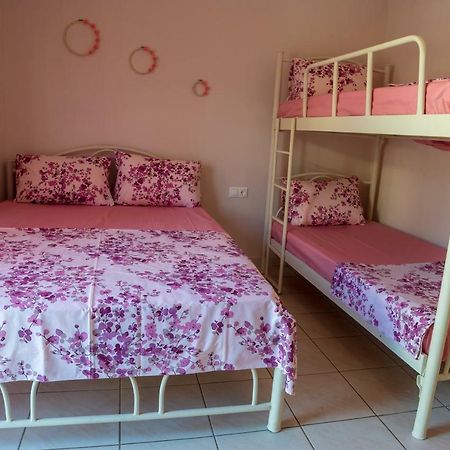 Villa Irini Olympiakí Aktí Buitenkant foto