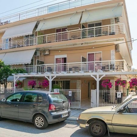 Villa Irini Olympiakí Aktí Buitenkant foto